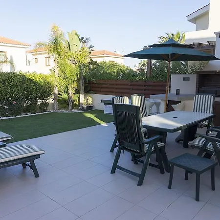 Chara Elizabeth No 2 Villa Protaras