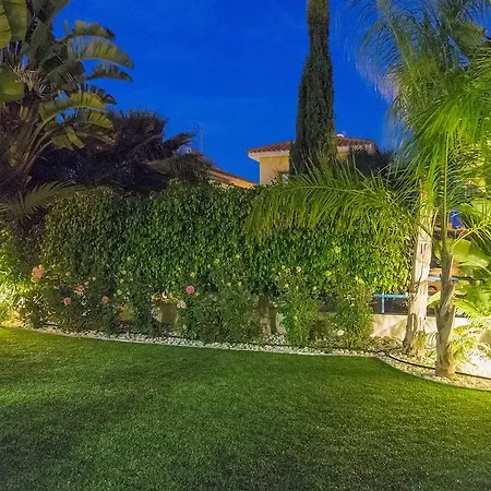 Chara Elizabeth No 2 Villa